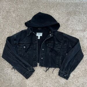 Cropped Black Jean Jacket With Hood